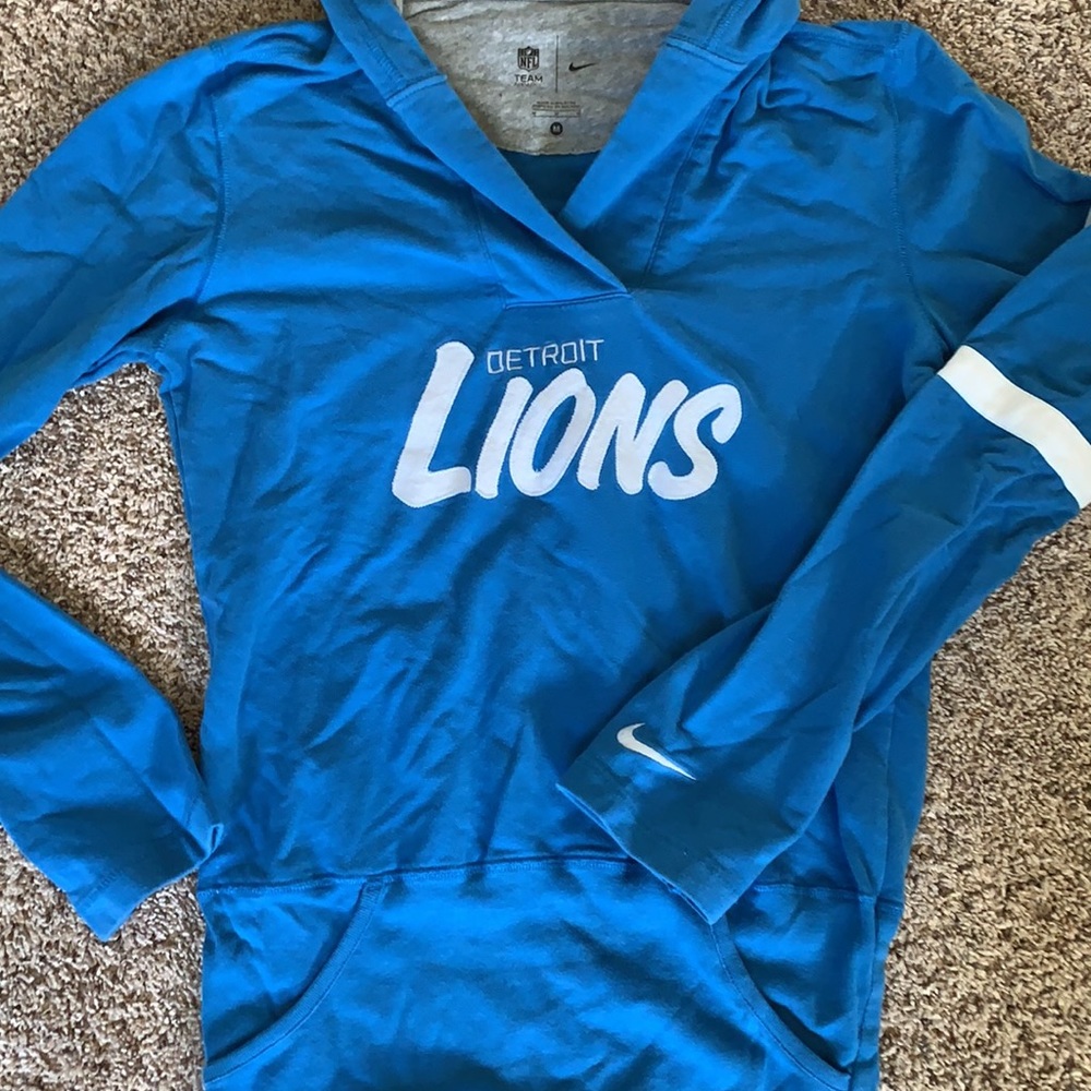 Nike - Picture 2 of 3